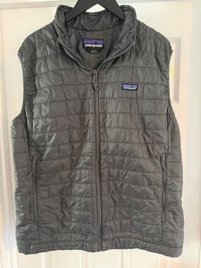 Patagonia Men’s Gray Quilted Nano Puff Vest